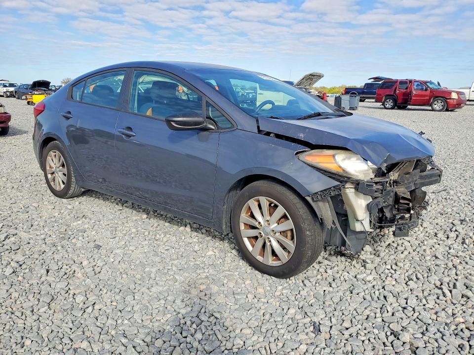 Photo 4 from auction – 2016 KIA FORTE with VIN KNAFX4A63G5580838