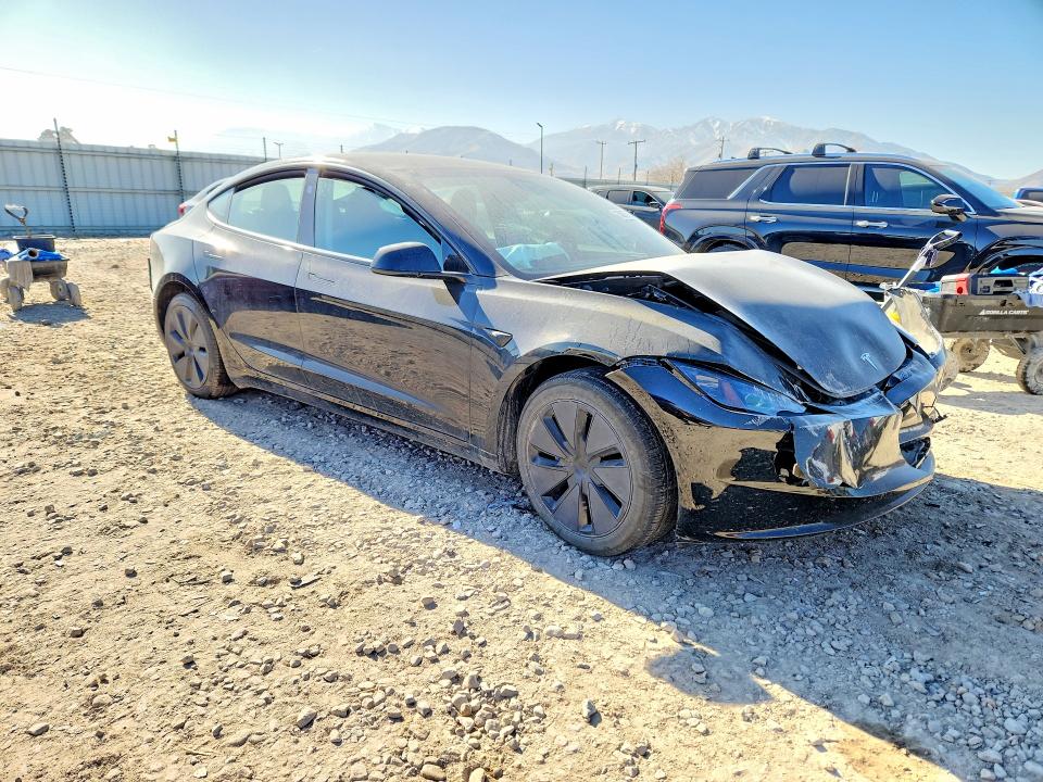 Photo 4 from auction – 2025 TESLA MODEL 3 with VIN 5YJ3E1EB5SF941186