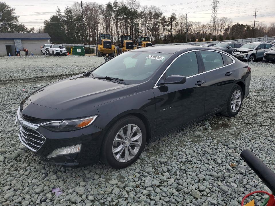 CHEVROLET MALIBU 2020 with VIN 1G1ZD5ST8LF032754 - Photo from auction