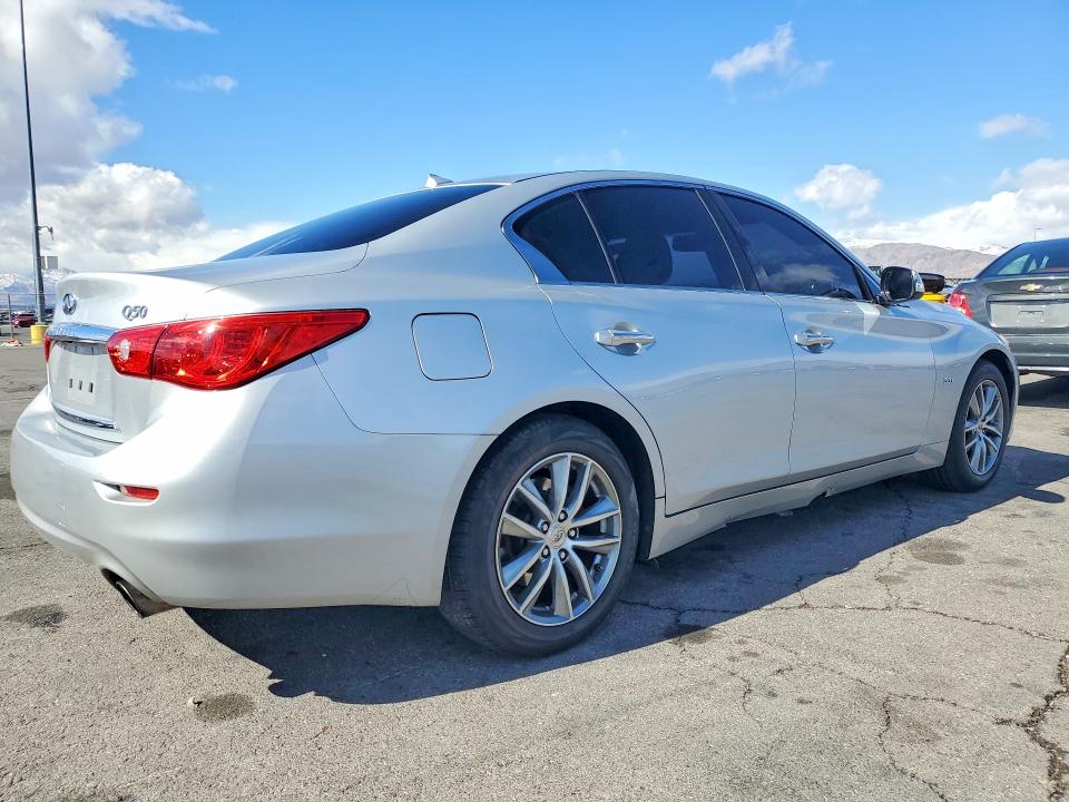 Photo 3 from auction – 2017 INFINITI Q50 with VIN JN1EV7AP4HM744431
