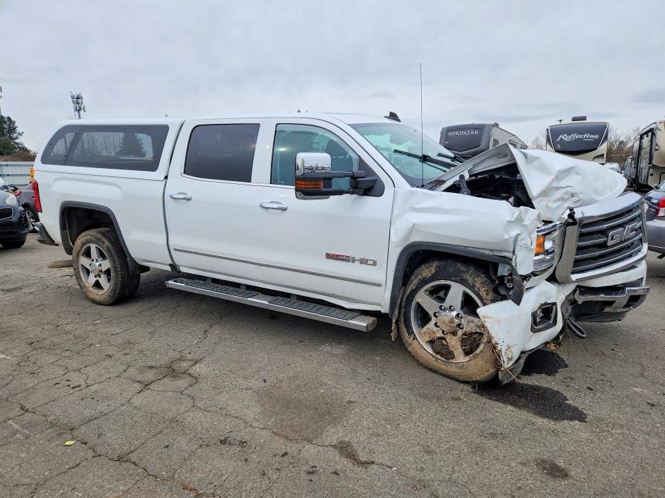 Photo 4 from auction – 2017 GMC SIERRA with VIN 1GT12TEG5HF111755