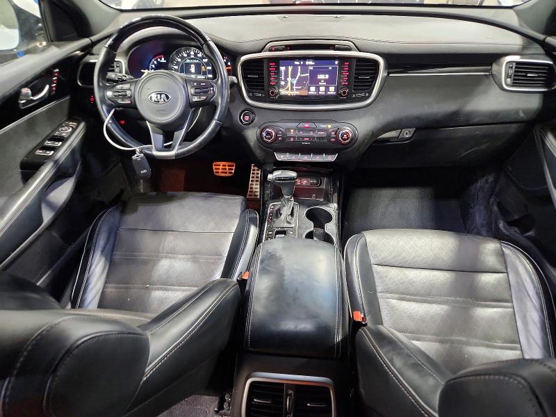 Photo 8 from auction – 2017 KIA SORENTO with VIN 5XYPKDA51HG205794