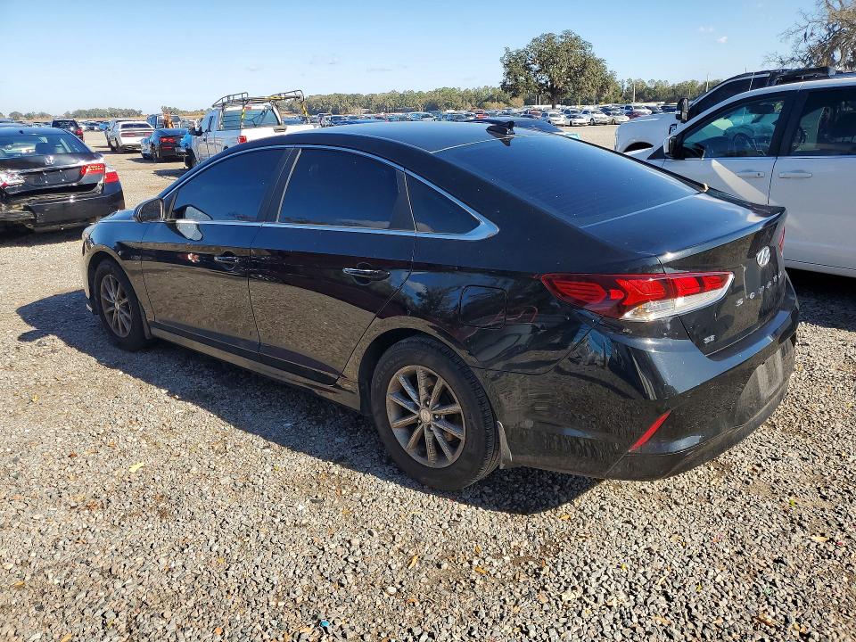 Photo 2 from auction – 2019 HYUNDAI SONATA with VIN 5NPE24AFXKH761912