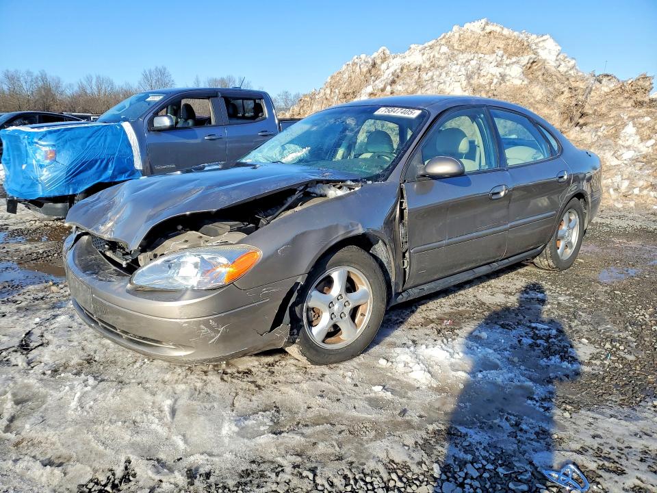 FORD TAURUS 2002 with VIN 1FAFP55U02A133357 - Photo from auction