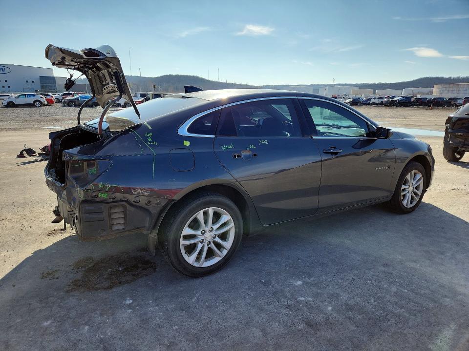 Photo 3 from auction – 2016 CHEVROLET MALIBU with VIN 1G1ZE5ST9GF197523