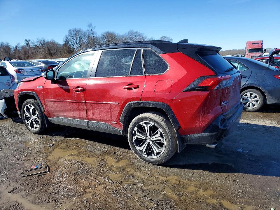 Photo 2 from auction – 2021 TOYOTA RAV4 PRIME with VIN JTMEB3FVXMD058913