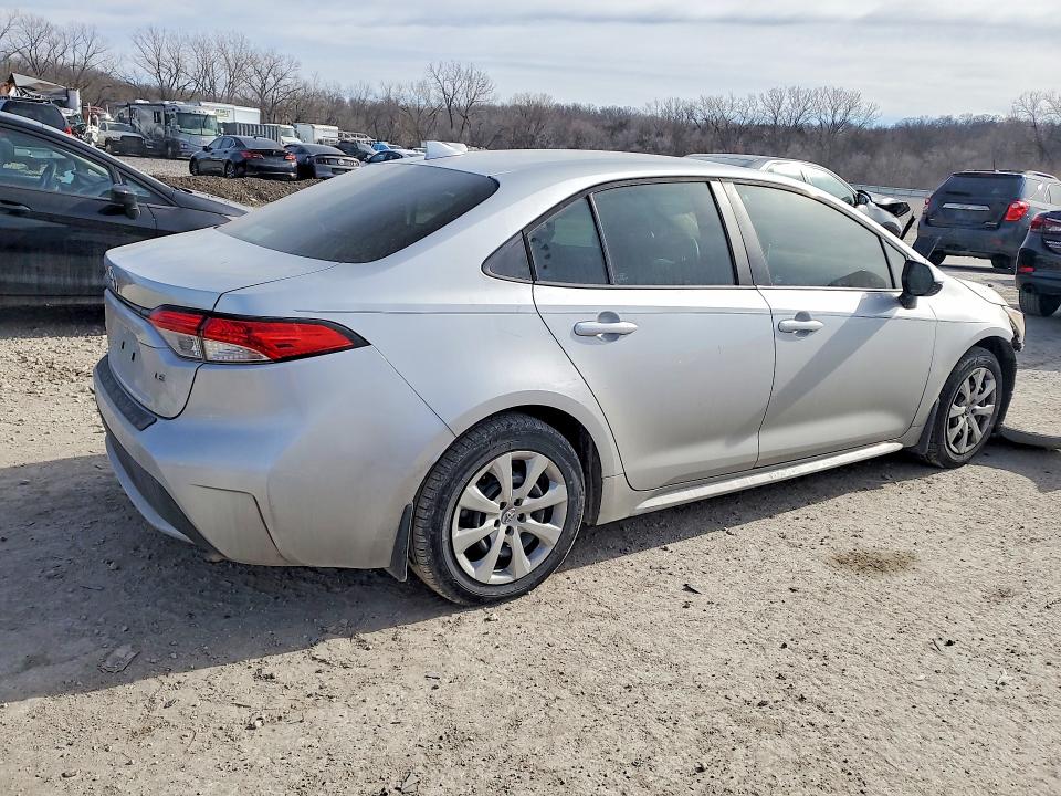 Photo 3 from auction – 2020 TOYOTA COROLLA with VIN 5YFEPRAE5LP131399