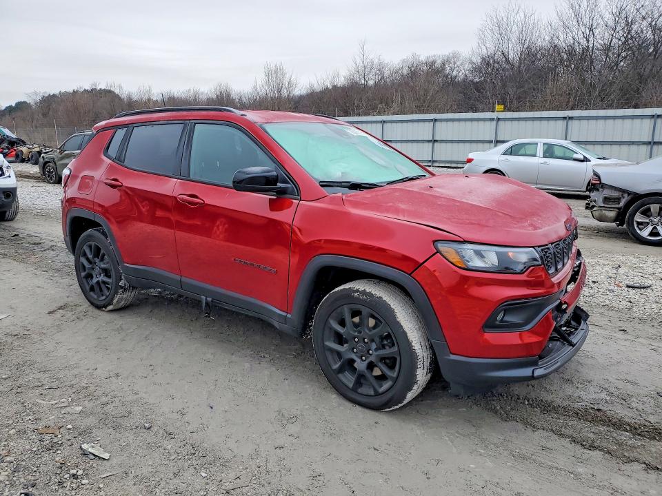 Photo 4 from auction – 2025 JEEP COMPASS with VIN 3C4NJDBN7ST505820