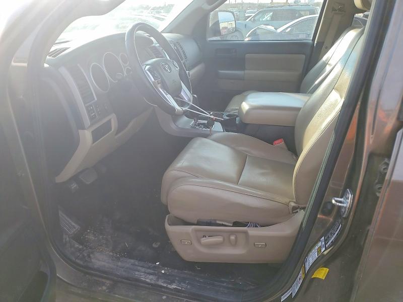 Photo 7 from auction – 2014 TOYOTA SEQUOIA with VIN 5TDBW5G16ES102782