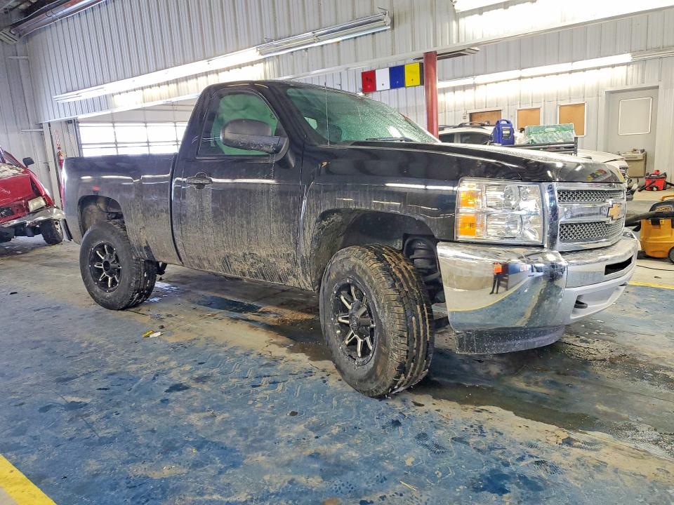 Photo 4 from auction – 2013 CHEVROLET SILVERADO with VIN 1GCNKPE01DZ173271