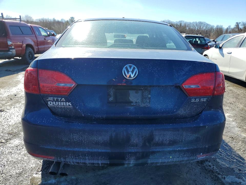 Photo 6 from auction – 2012 VOLKSWAGEN JETTA with VIN 3VWDP7AJXCM463677