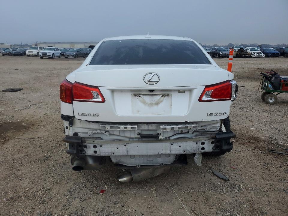 Photo 6 from auction – 2009 LEXUS IS with VIN JTHBK262195105832