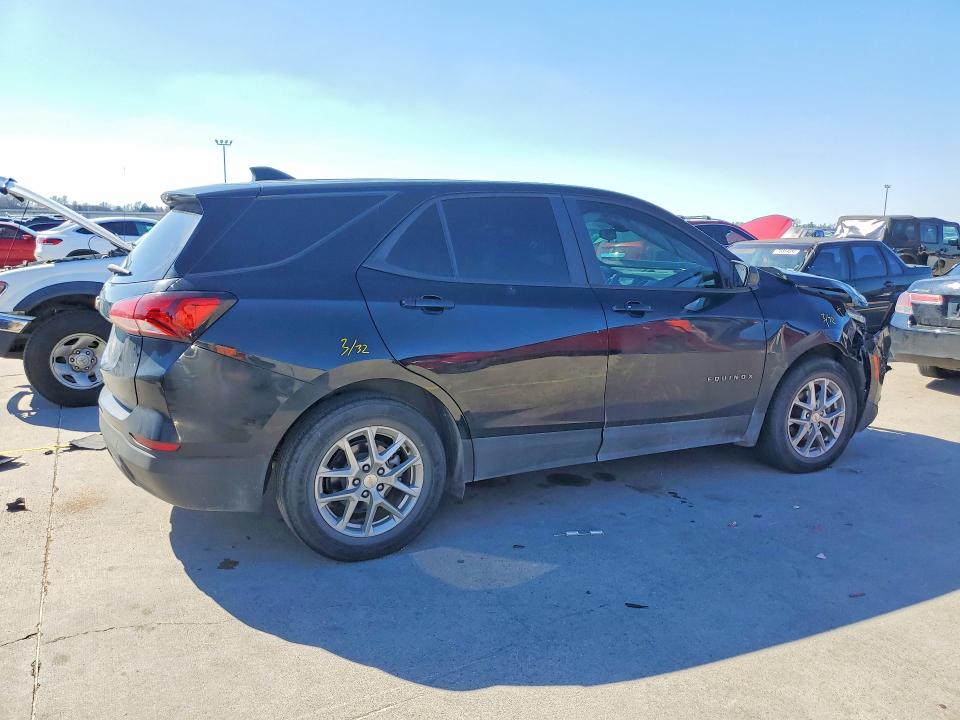 Photo 3 from auction – 2023 CHEVROLET EQUINOX with VIN 3GNAXHEG3PL224503