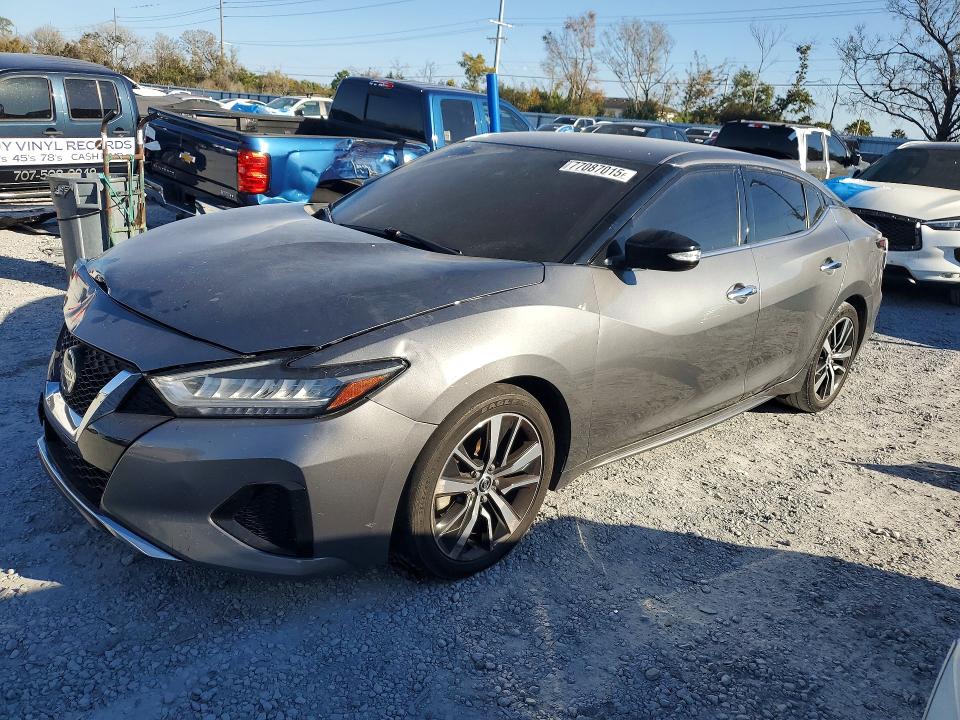 NISSAN MAXIMA 2021 with VIN 1N4AA6CV8MC503765 - Photo from auction