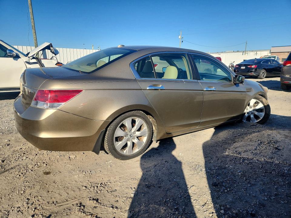 Photo 3 from auction – 2008 HONDA ACCORD with VIN 1HGCP36808A080110