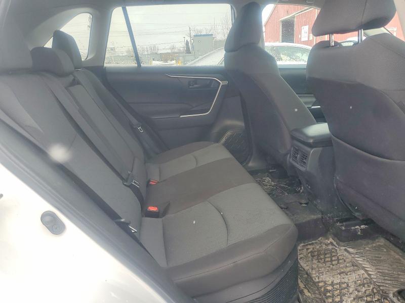 Photo 11 from auction – 2024 TOYOTA RAV4 with VIN 2T3BWRFV7RW249709