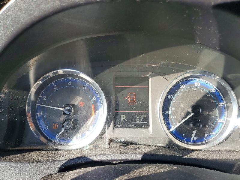 Photo 9 from auction – 2018 TOYOTA COROLLA with VIN 2T1BURHE1JC088873