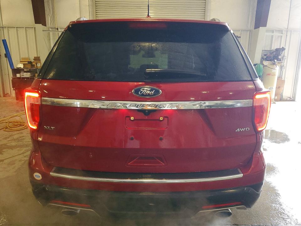Photo 6 from auction – 2018 FORD EXPLORER with VIN 1FM5K8D89JGB41037