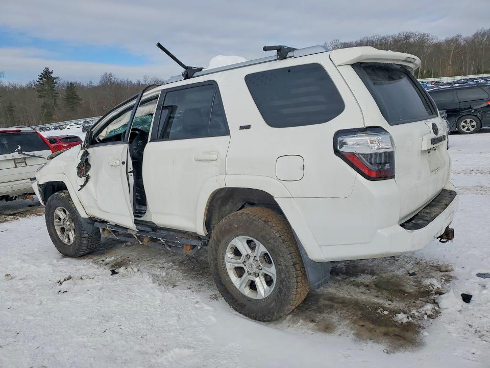 Photo 2 from auction – 2016 TOYOTA 4RUNNER with VIN JTEBU5JR9G5324872