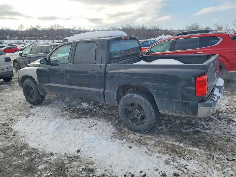 Photo 2 from auction – 2005 DODGE DAKOTA QUA with VIN 1D7HE48K85S224068
