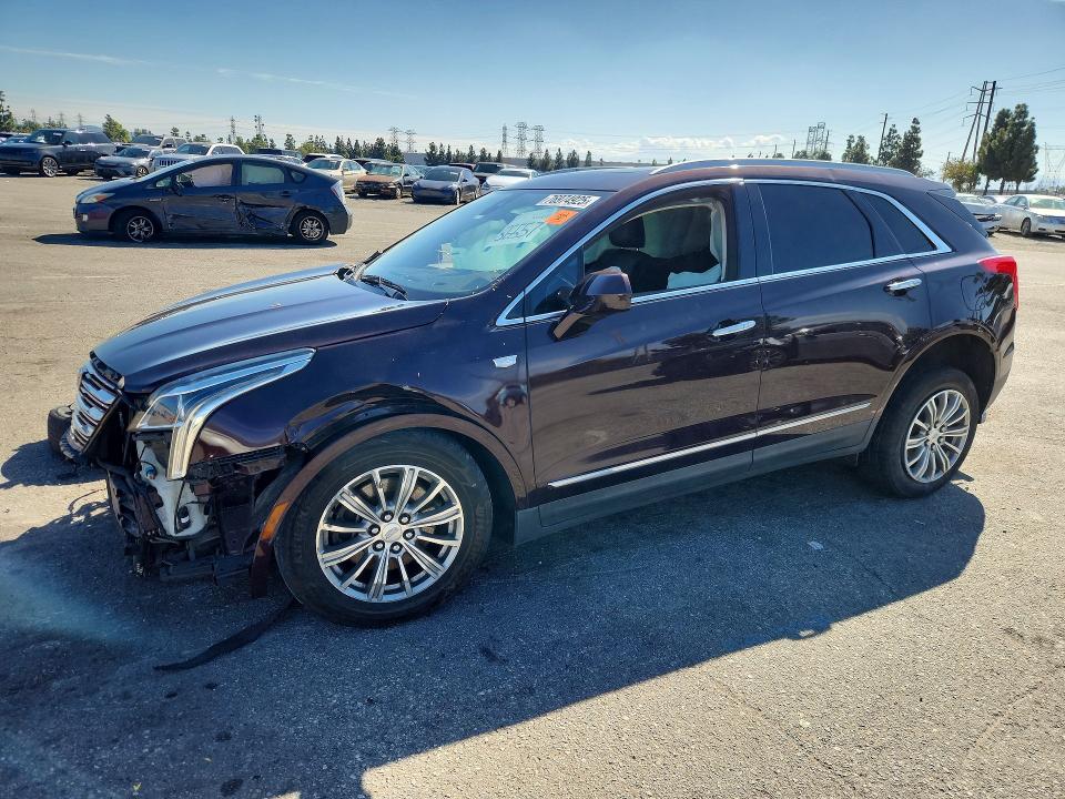 CADILLAC XT5 2018 with VIN 1GYKNCRS8JZ175765 - Photo from auction