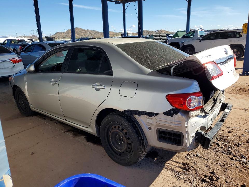 Photo 2 from auction – 2012 TOYOTA COROLLA with VIN JTDBU4EE8C9177680