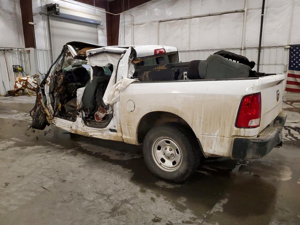 Photo 2 from auction – 2019 RAM 1500 CLASSIC with VIN 3C6RR7KTXKG564225