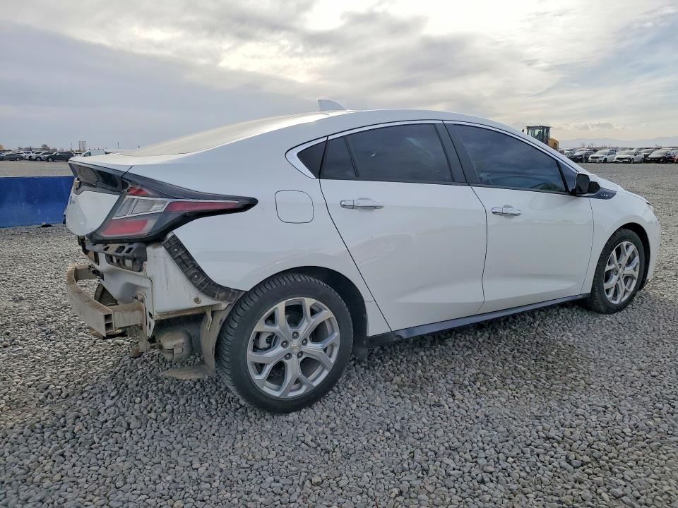 Photo 3 from auction – 2017 CHEVROLET VOLT with VIN 1G1RD6S50HU206486