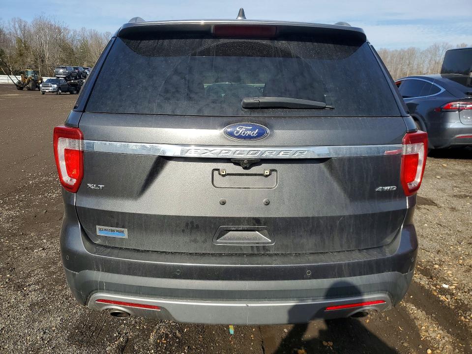 Photo 6 from auction – 2016 FORD EXPLORER with VIN 1FM5K8D82GGC70083