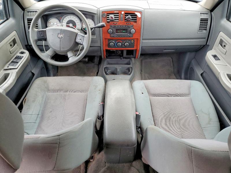 Photo 8 from auction – 2005 DODGE DAKOTA QUA with VIN 1D7HE48K95S166049