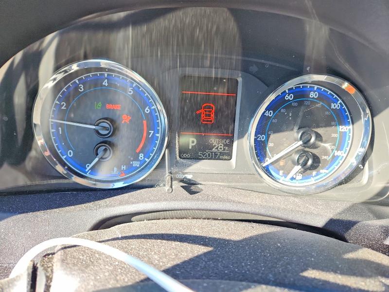 Photo 9 from auction – 2018 TOYOTA COROLLA with VIN 2T1BURHE5JC027249