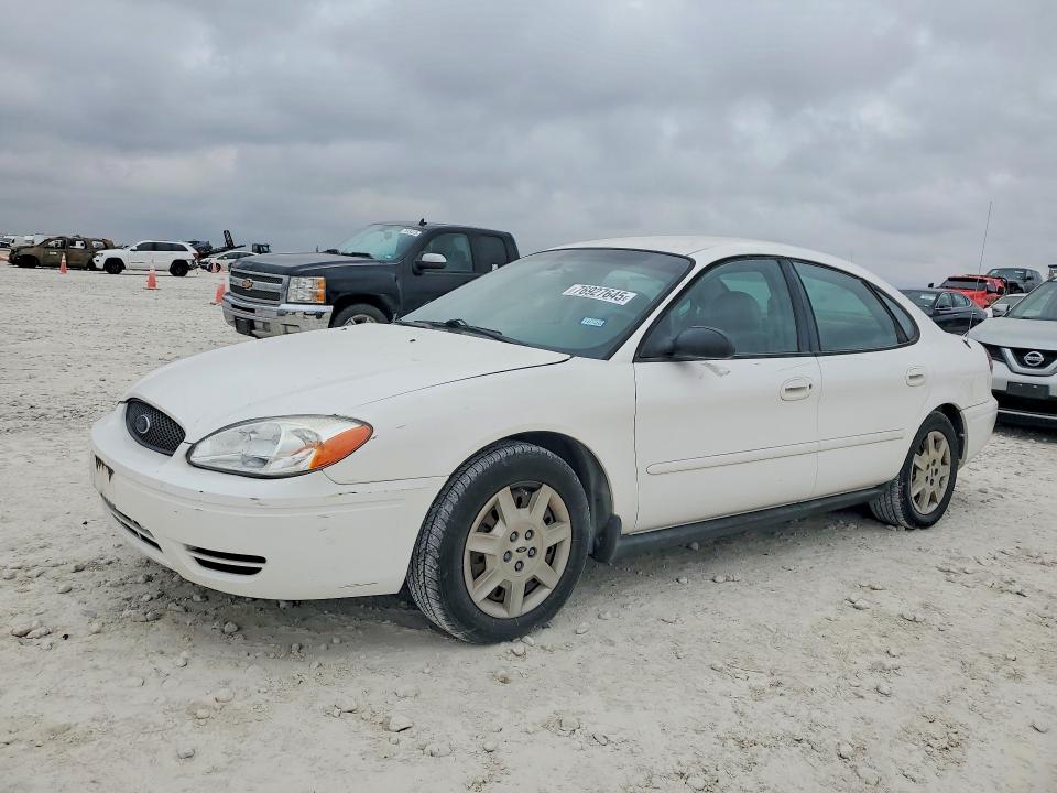 FORD TAURUS 2005 with VIN 1FAFP53U15A214035 - Photo from auction