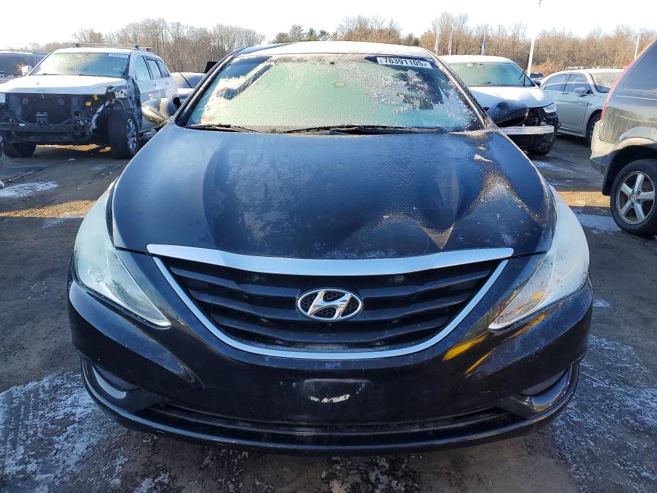 Photo 5 from auction – 2011 HYUNDAI SONATA GLS with VIN 5NPEB4AC5BH193669