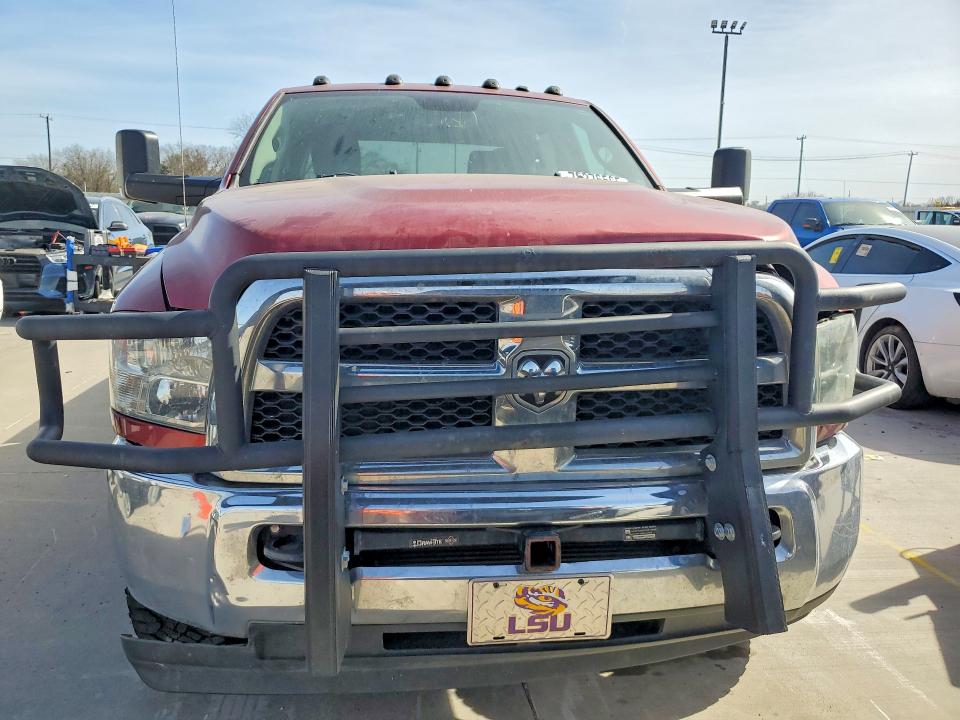 Photo 5 from auction – 2015 RAM 2500 with VIN 3C6UR5CL0FG552409