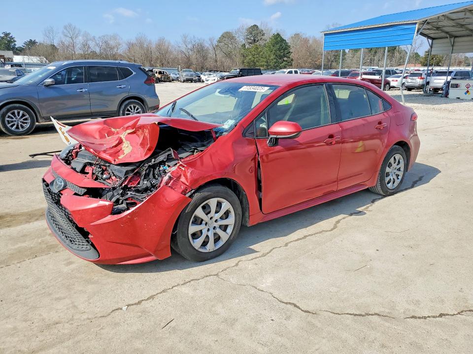 TOYOTA COROLLA LE 2021 with VIN JTDEPMAE3MJ174034 - Photo from auction