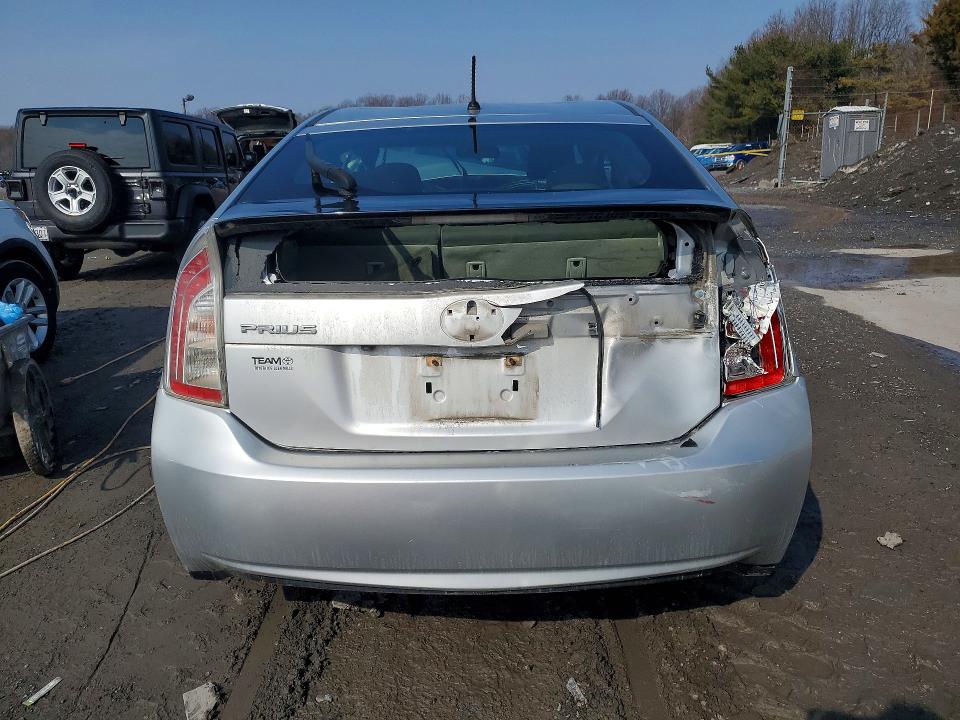 Photo 6 from auction – 2015 TOYOTA PRIUS with VIN JTDKN3DU2F1897446