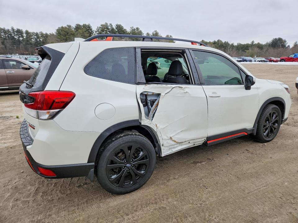 Photo 3 from auction – 2019 SUBARU FORESTER with VIN JF2SKAPC3KH468786