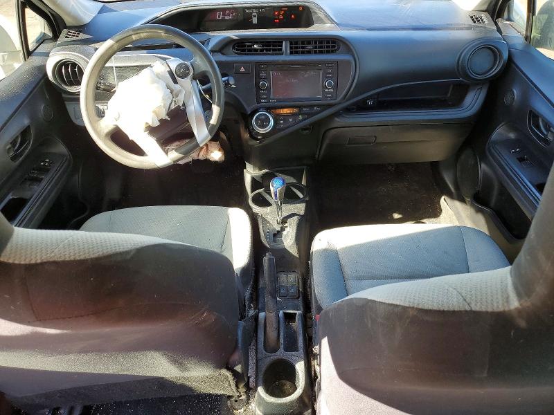 Photo 8 from auction – 2015 TOYOTA PRIUS C with VIN JTDKDTB30F1108983