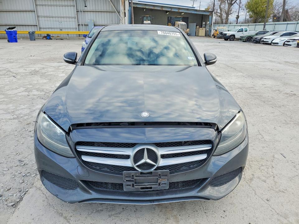 Photo 5 from auction – 2015 MERCEDES-BENZ C with VIN 55SWF4JB4FU044902