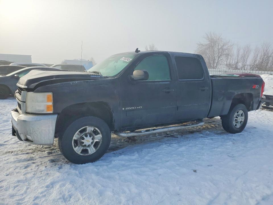 CHEVROLET SILVERADO 2007 with VIN 1GCHK23607F551447 - Photo from auction
