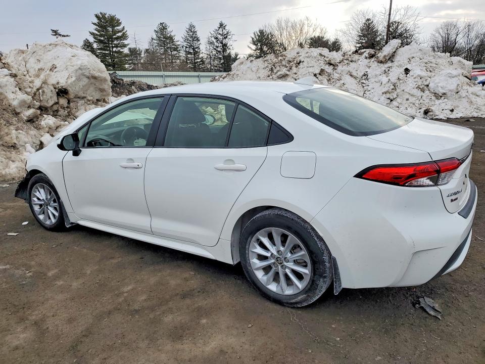 Photo 2 from auction – 2022 TOYOTA COROLLA with VIN JTDVPMAE4N3013214