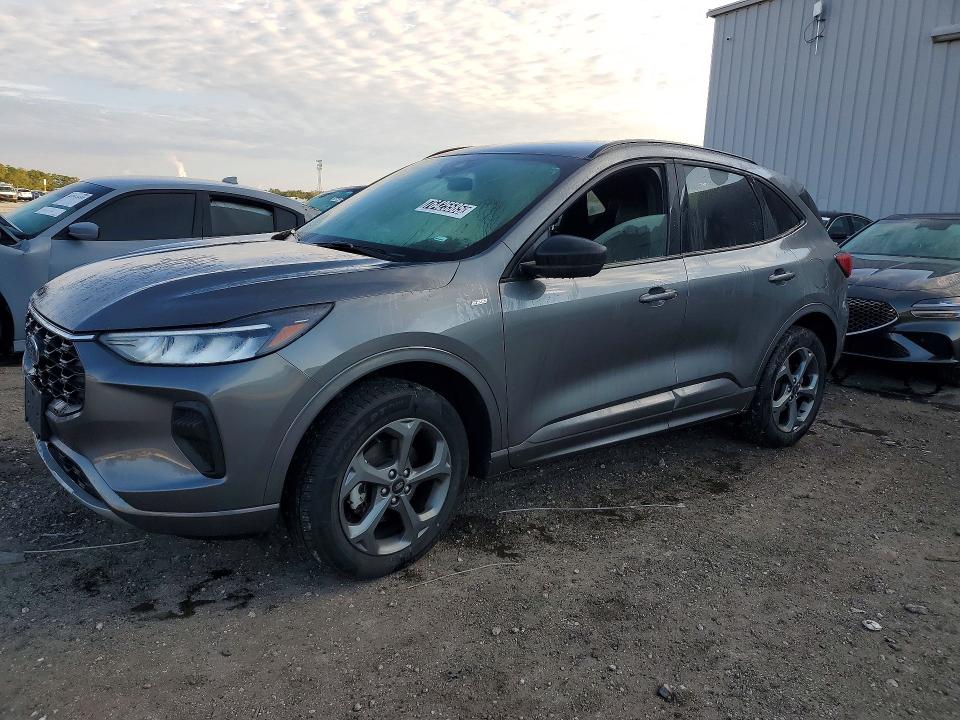 FORD ESCAPE 2024 with VIN 1FMCU9MN1RUA66330 - Photo from auction