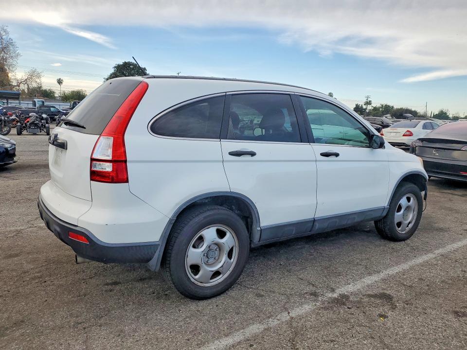 Photo 3 from auction – 2008 HONDA CR-V LX with VIN JHLRE38388C025833