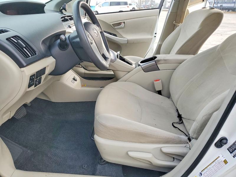 Photo 7 from auction – 2015 TOYOTA PRIUS with VIN JTDKN3DU0F0426501