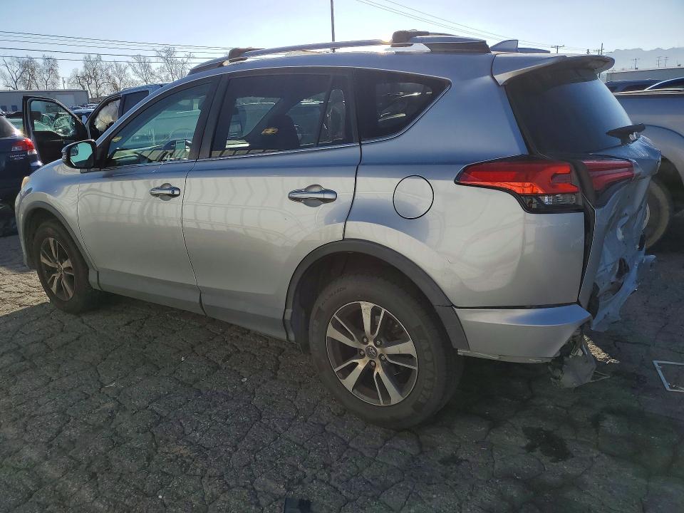 Photo 2 from auction – 2017 TOYOTA RAV4 with VIN 2T3WFREV9HW362224