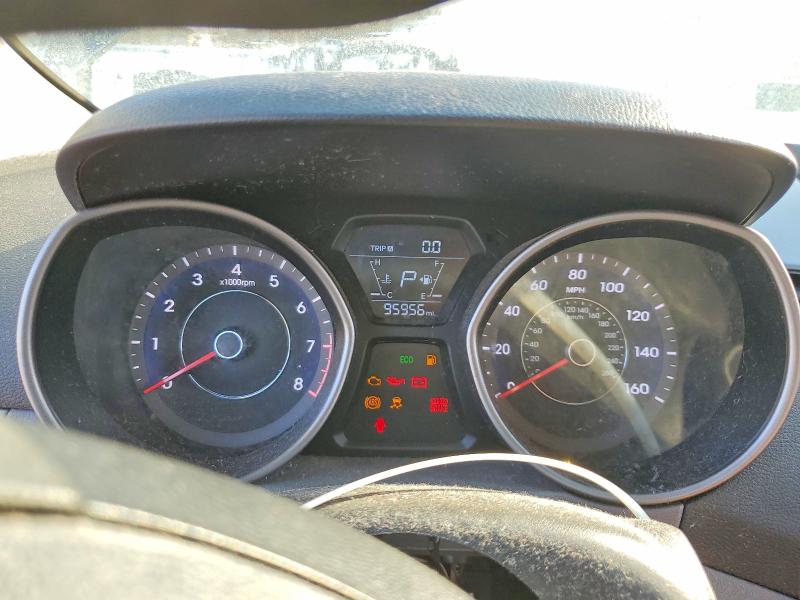 Photo 9 from auction – 2014 HYUNDAI ELANTRA with VIN 5NPDH4AE2EH497798