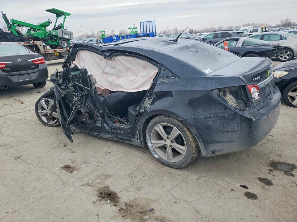 Photo 2 from auction – 2014 CHEVROLET CRUZE with VIN 1G1PC5SB4E7453613