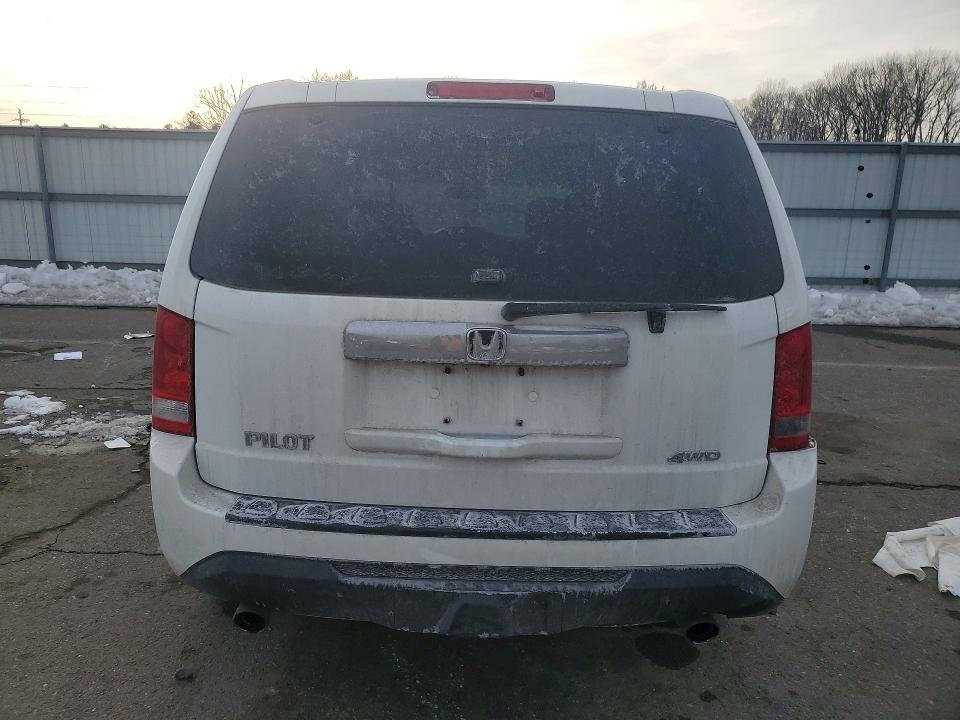 Photo 6 from auction – 2014 HONDA PILOT with VIN 5FNYF4H52EB035737