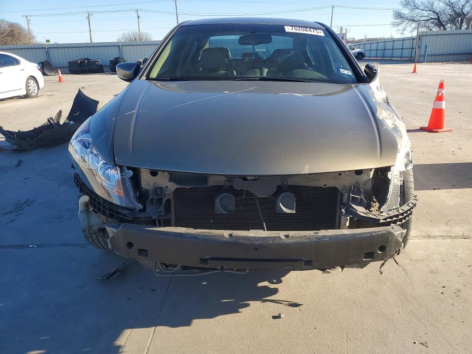 Photo 5 from auction – 2010 HONDA ACCORD with VIN 1HGCP2F87AA149052