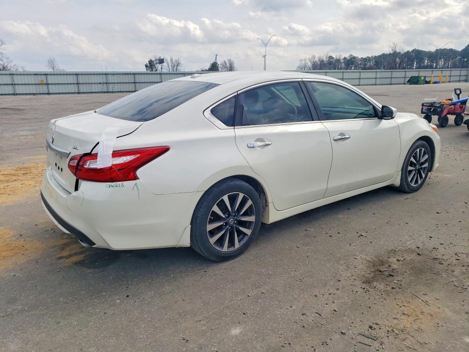 Photo 3 from auction – 2016 NISS ALTIMA with VIN 1N4AL3AP1GC150562